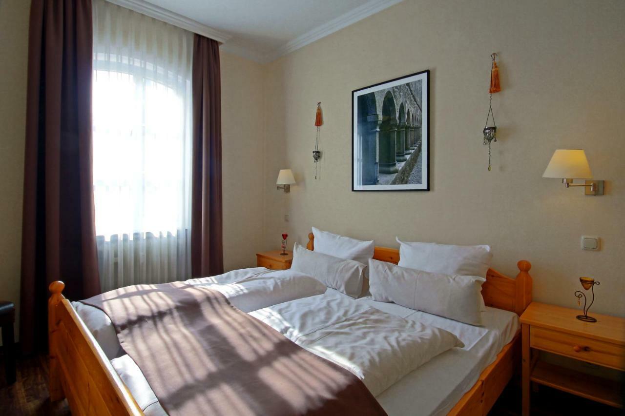 Hotel Zum Goldenen Stern Prüm Dış mekan fotoğraf